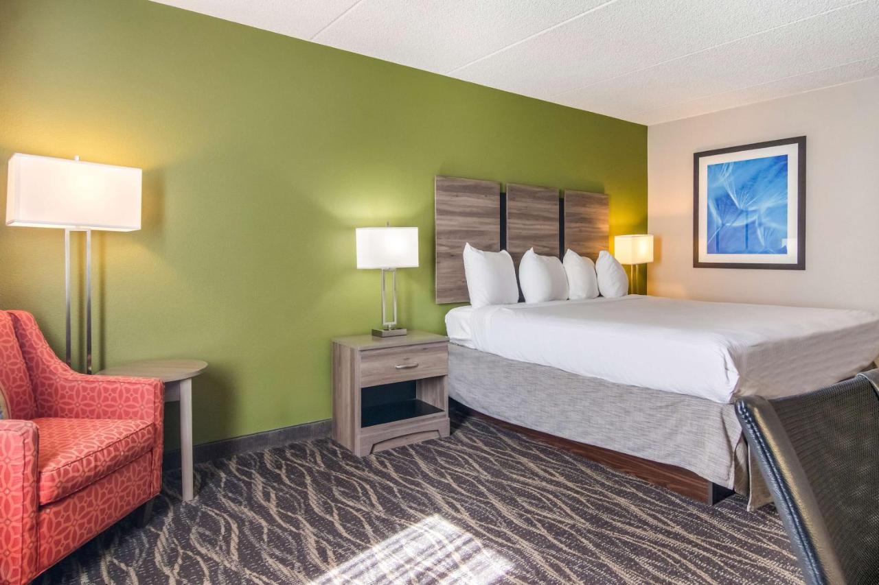Best Western Dutch Valley Inn New Philadelphia Buitenkant foto