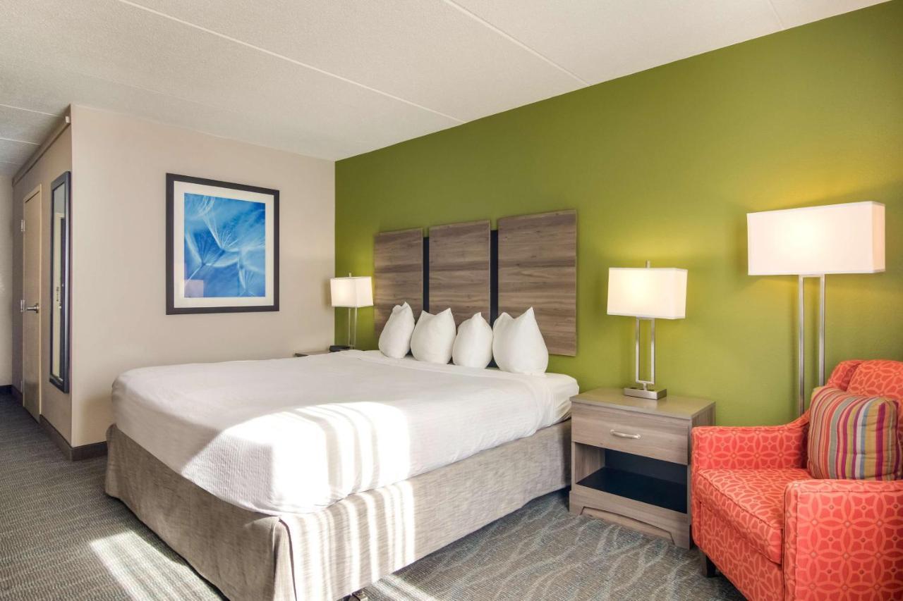 Best Western Dutch Valley Inn New Philadelphia Buitenkant foto