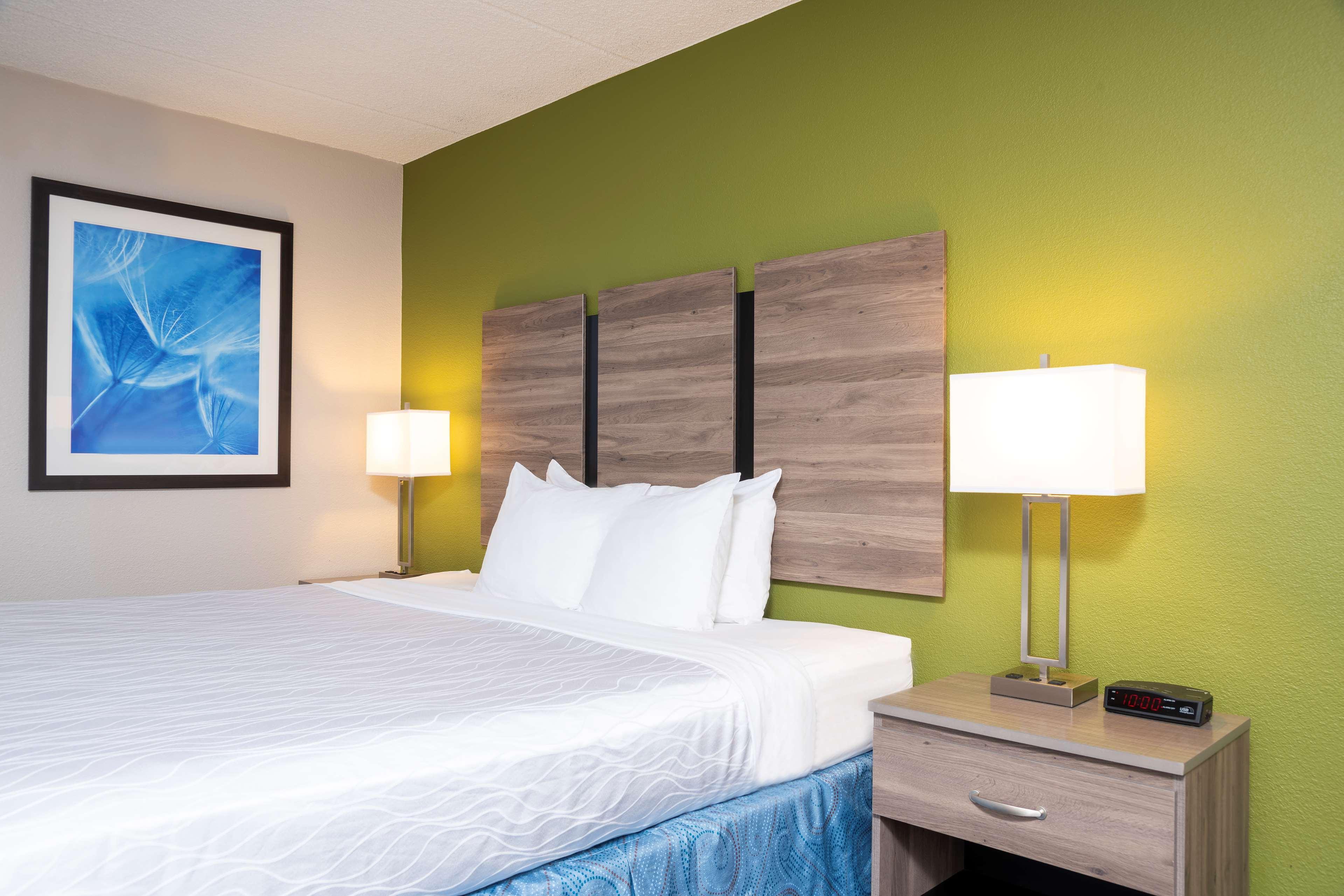 Best Western Dutch Valley Inn New Philadelphia Buitenkant foto