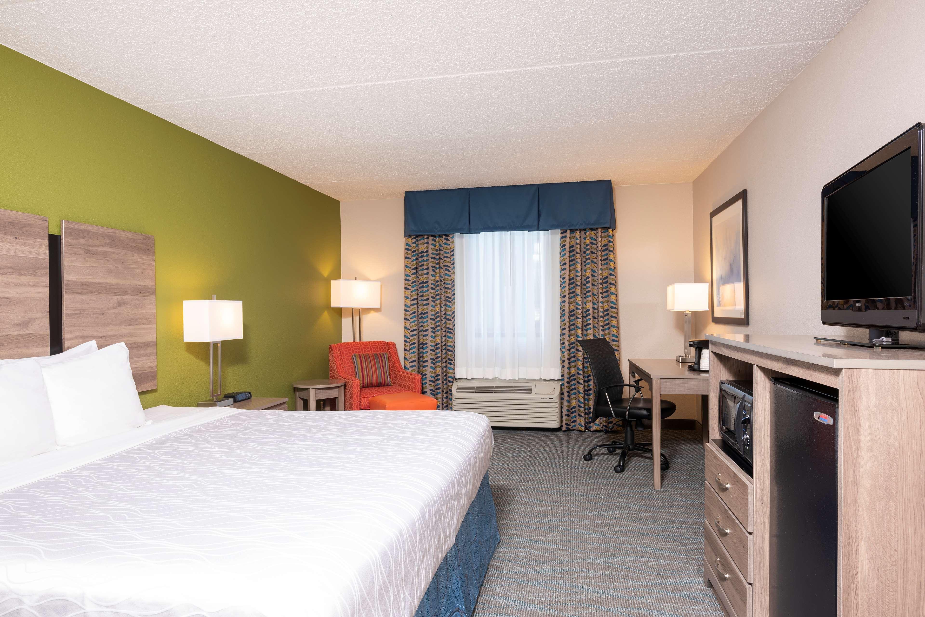 Best Western Dutch Valley Inn New Philadelphia Buitenkant foto